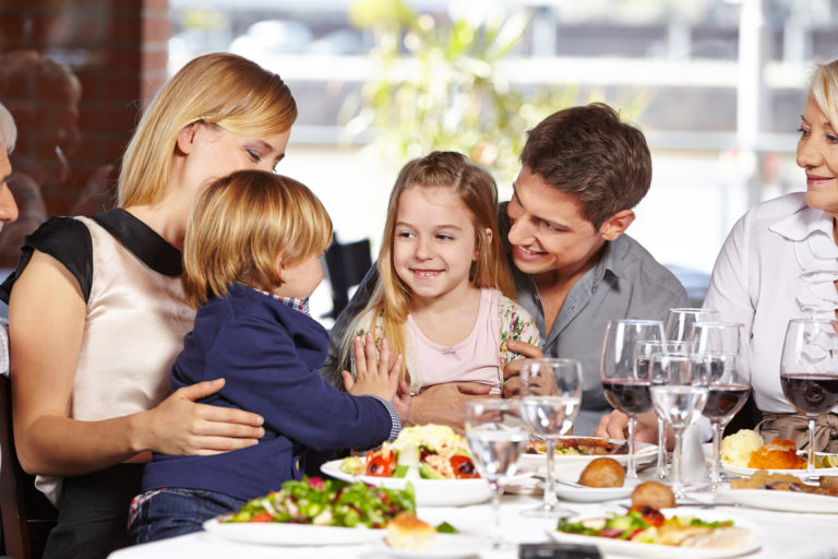 Giochi da ristorante: divertimento (e relax) per tutta la famiglia!